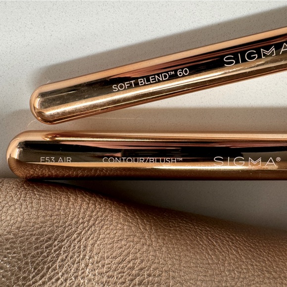 Sigma Bloom + Glow Brush Set & Beauty Bag - Rose Gold NWOT - Picture 11 of 12
